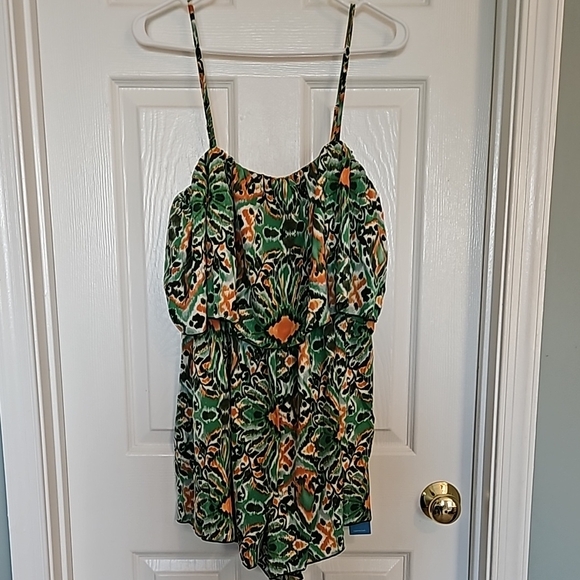 Cupshe Abstract Print Flounce Cami Romper - Picture 4 of 11